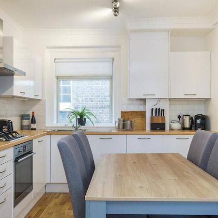 Marylebone Mews - Beautiful 2 Bedroom Flat Londres Exterior foto